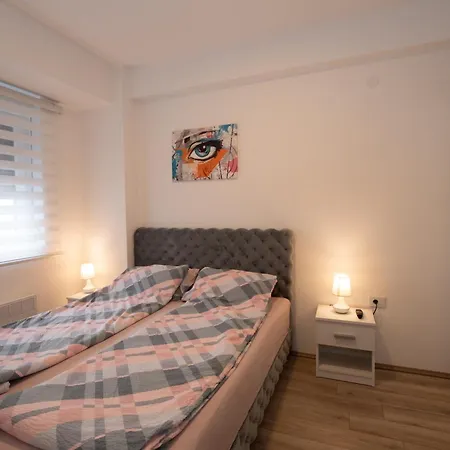 Petkovic 48 * Jagodina