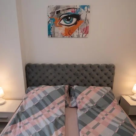 דירה Petkovic 48 *